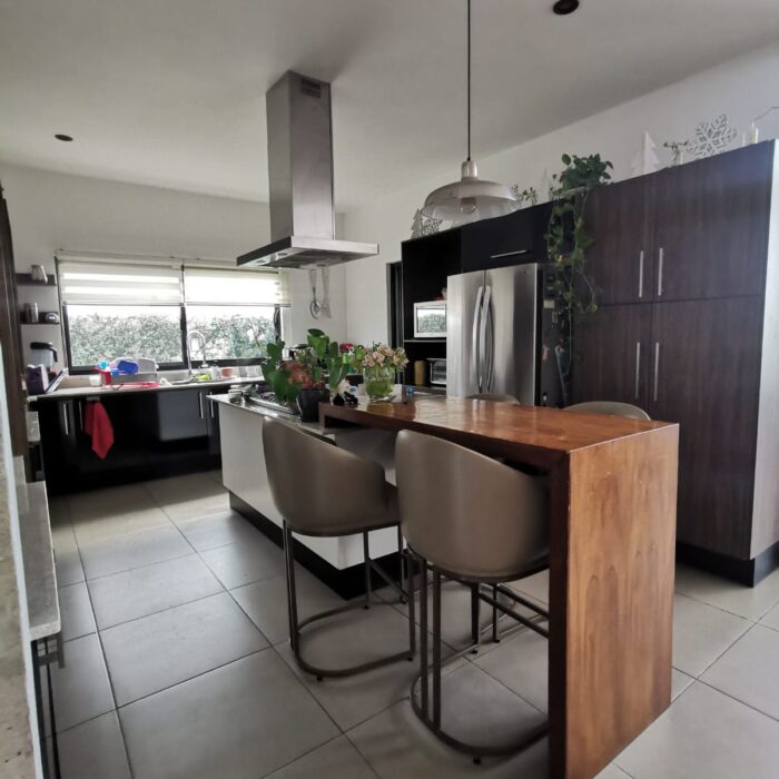 WhatsApp Image 2024-12-11 at 9.37.35 PM (2)