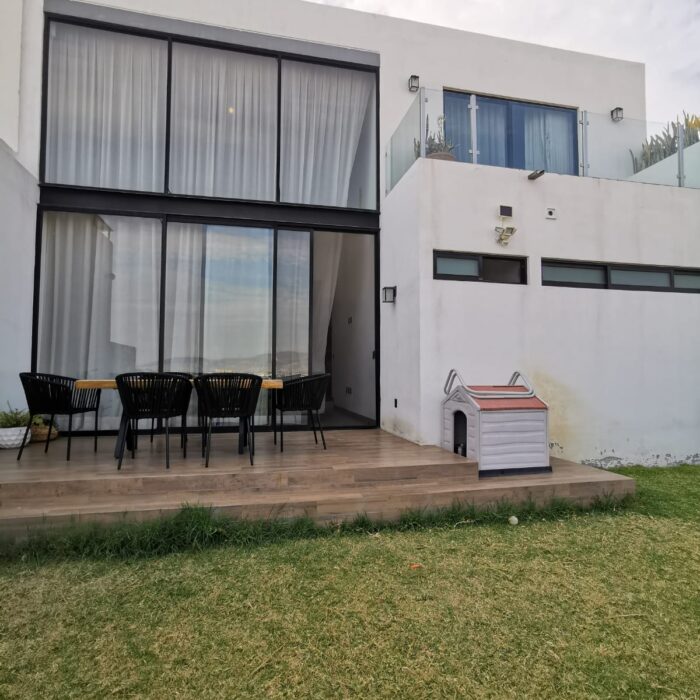 WhatsApp Image 2024-12-11 at 9.37.36 PM (1)