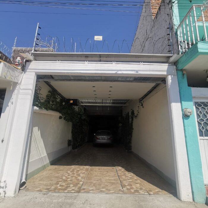 WhatsApp Image 2024-12-18 at 10.51.35 AM (2)