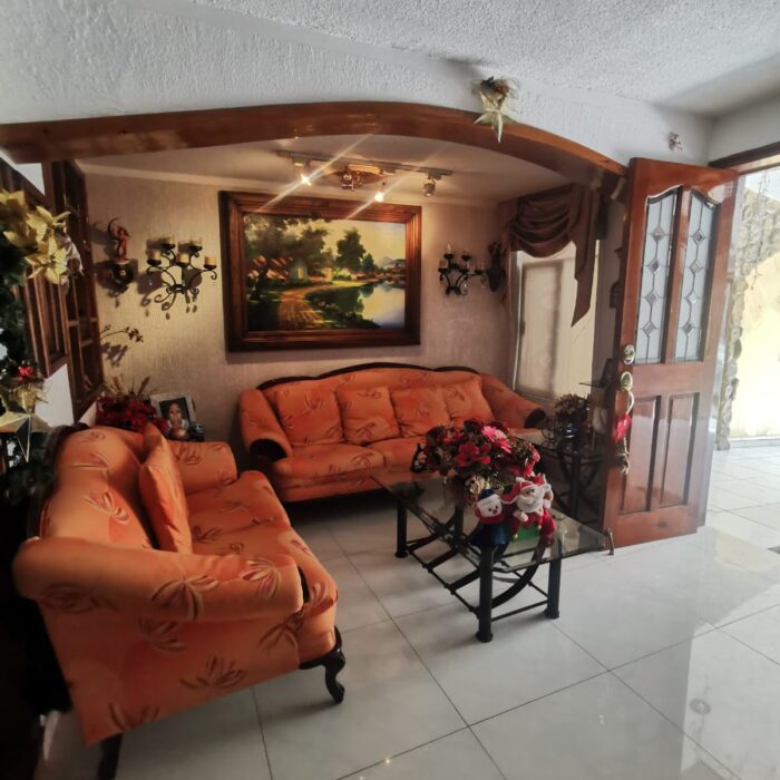 WhatsApp Image 2024-12-18 at 10.51.37 AM (2)