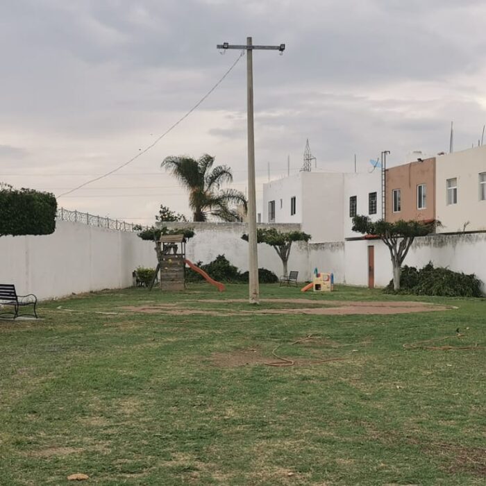 WhatsApp Image 2025-06-12 at 8.32.38 PM (4)